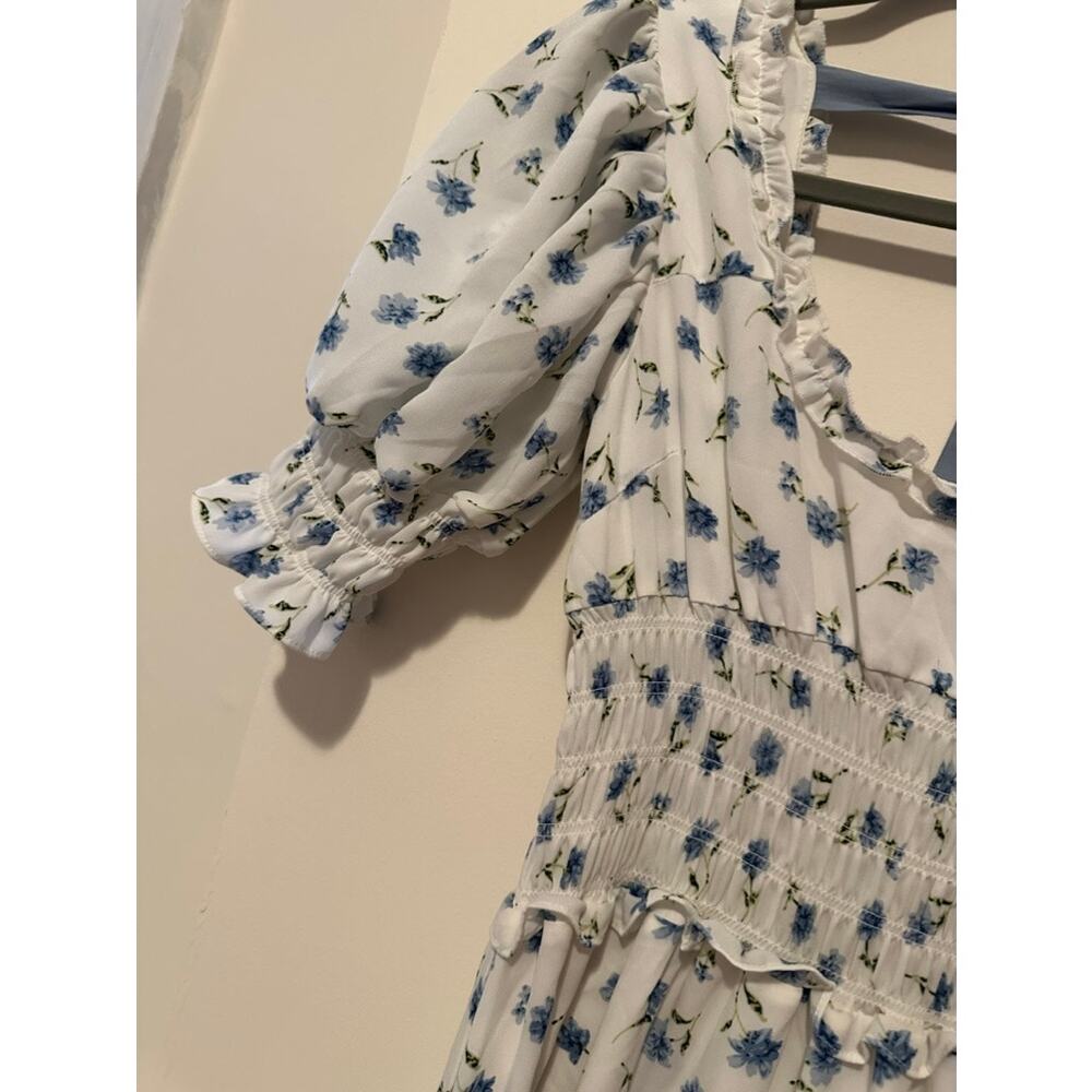 Sister Jane Perennial Floral Maxi Dress - Picture 4 of 8